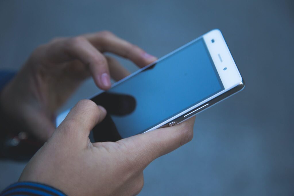 low income cell phone service New York