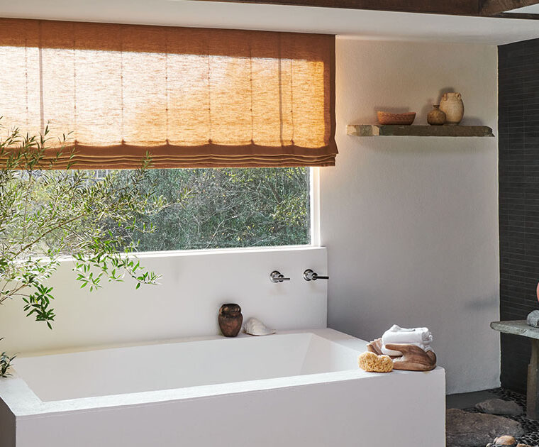 How to Choose Bathroom Blinds Without Sacrificing Light or Privacy